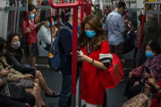 海外「香港でイランやイタリアのような大感染が起きていないのは95%の人がマスクを付けているから」