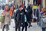 韓国人「イランの路上女たちの美貌レベル」