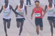 海外「中国八百長マラソン問題、優勝者の中国人とアフリカ人トリオのメダル剥奪www」