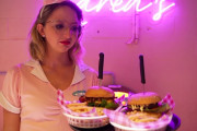 店員が悪態しかつかないレストラン、イギリスで爆誕ｗｗｗｗｗ