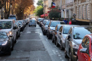 海外「日本の都市部の景観が美しいのは何故？」路上駐車が禁止されているから？