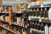 海外「桁違い！」日本でスーパーの閉店に集まった客の数に海外びっくり仰天！（海外の反応）