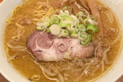札幌で6日半で21杯のラーメンを食べた外国人（海外の反応）