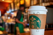 海外「米スタバ、人員確保へ賃上げ時給1900円へ」今世界で賃金上昇の波がきてるようで・・・