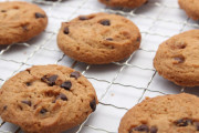 【海外の反応】母とチョコチップクッキーを作ったらキモイのが出来た（閲覧注意）