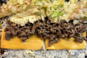 外国人「ビッグマック寿司という日本を冒涜する料理を作ってみた」