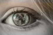 メロドラマすぎる。夫が自分の母親と浮気をしていたことを知った妻がSNSで告白