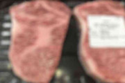 海外「コストコで日本産和牛が売られてたぞ！」→「99.99ドル/ポンドｗｗｗ」「脂肪が多すぎるだろ」「おいしそう！」