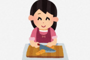 海外「日本でこんなお寿司を見たことがないな・・・」外国人が自分でお寿司を作った結果