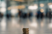 中国人「アムステルダムの空港職員になぜか日本円100円もらった」　中国人「なぜそうなった」「額縁に入れて飾っておこう」