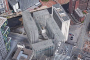 建物の上に存在するはずのない建物が！？グーグルマップで発見された謎の幽霊建造物の正体は？（イギリス）