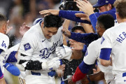 大谷翔平がMLB7年目で悲願の初優勝を果たす！←「酔った翔平が待ちきれない」（海外の反応）