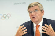 バッハ会長「犠牲を払っても五輪やる」海外「日本人にそんな余裕無いだろ！」