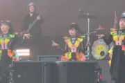 【海外】BABYMETAL x @Electric Callboy「RATATATA」のロック・イム・パークでのライブ