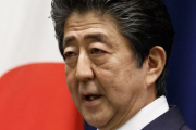 海外「安倍元首相、演説中に襲われる」安全な国のはずなのに、こんなことが起こるなんて・・・