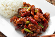 アメリカ人「海外の中華料理って本格的なの？エセ中華料理なの？」