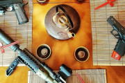 テキサス人「この寿司屋は銃を持ち込めないので★1レビューです」