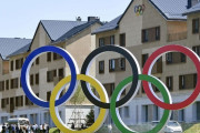 【画像】北京五輪選手村で天井から水が降り注ぐ事件発生！ 選手が動画投稿も消されてしまう・・