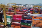 韓国人「韓国半導体が崩壊‥」輸出強国韓国が、20日間で貿易赤字100億ドルを超えた　韓国の反応
