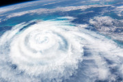 知ってた？「ハリケーン」「サイクロン」「台風」は出現地域で名が違うだけで同じ種類の嵐なんだ【海外の反応】