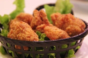 ザクザク食感が最高！ささみで作るフライドチキン弁当「絶対美味しいやつ！」「おにぎりはツナマヨが最高！」海外の反応