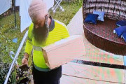 【海外】オーストラリアの郵便配達員が行った心温まる善行が話題に！人々の心をつかむ感動ストーリーとは？
