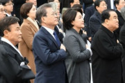 【何が言いたいの？】文大統領「日本は過去を直視する姿勢を。我々は過去にとどまらない」