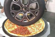 【Xの車窓から】信号待ちの時は違法やないのね　ほか