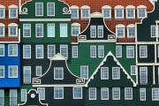 「オランダにはレゴを積み上げたようなホテルがある…このデザインすごいよね？」