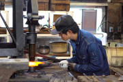 大量生産との違いは？日本の手打ち刃物の技！海外「日本製は卓越した職人技の代名詞！！」