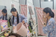 家賃を支払う余裕がないため、職場のトイレに住む中国の女性