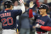 【海外の反応】吉田正尚がMLBで残している指標【守備は悪い？】