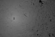 海外「弾丸を発射って…ほんとに大丈夫？」はやぶさ2が小惑星リュウグウ着陸成功、外国人の意外な反応とは！？ 海外の反応