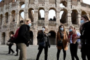 【悲報】イタリアのコロナ感染者数が2000人を突破！感染者数2036人、死亡者52人、ローマでも感染が確認される　韓国の反応