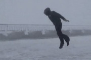 韓国人「今日、韓国が台風で経験することになる風速40メートルの威力」