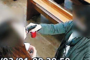 消毒と称して口に塩水をスプレーする韓国教会で、感染者が続々と
