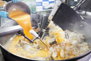外国人「日本の食品マシーンやばすぎたｗｗｗお前らの想像の3倍やばいｗｗｗ」