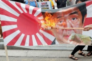 【反日デモ】安倍首相の顔写真と旭日戦犯旗に火！ソウル各地で安倍糾弾集会が相次ぎ「安倍政府は経済報復を中断すべき」と訴える！　韓国の反応
