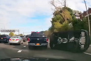世界の交通事故クラッシュ＆面白映像集