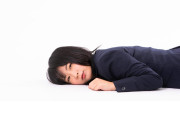日本の「入社1日目と2日目の顔の比較」が想像以上に変化が早くて笑ったｗ【台湾人の反応】