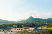 韓国人「みんなの国にある宮殿を見せてくれないか？？」