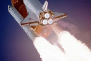 「NASAに夫婦であることを内緒にしてスペースシャトルに同乗したカップルがいた…」→納得の理由があった