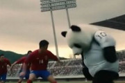 中国人「サッカーW杯 日本4-0チュニジア、3点目の得点が羨ましすぎる」　中国人「あまりにも綺麗」「仙人か」