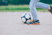 【人口削減？】外国人「中国人たちの空中サッカーを見てくれよ（笑）」