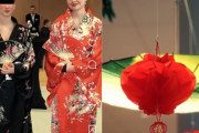 韓国人「ドイツのキア自動車店、オープン祝いで日本の『着物』が登場し物議に‥“韓国的”と称して着物を採用した驚愕の理由とは？」