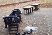 海外「公園のベンチに荷物を置いてジョギングする日本人、よく盗まれないな」