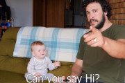 ユニークなパパが赤ちゃんと会話する方法を紹介！ピュアで正直な赤ちゃんの反応に笑っちゃう