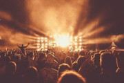 「アイルランドの歌姫エンヤはコンサートを一度も行ってない」→その理由は…