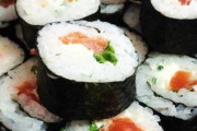 外国人「ブラジルで寿司頼んだらチーズが入ってた、これって普通なの？」
