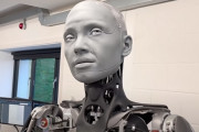 表情がリアルすぎて逆に恐ろしい新たなヒューマノイドロボット